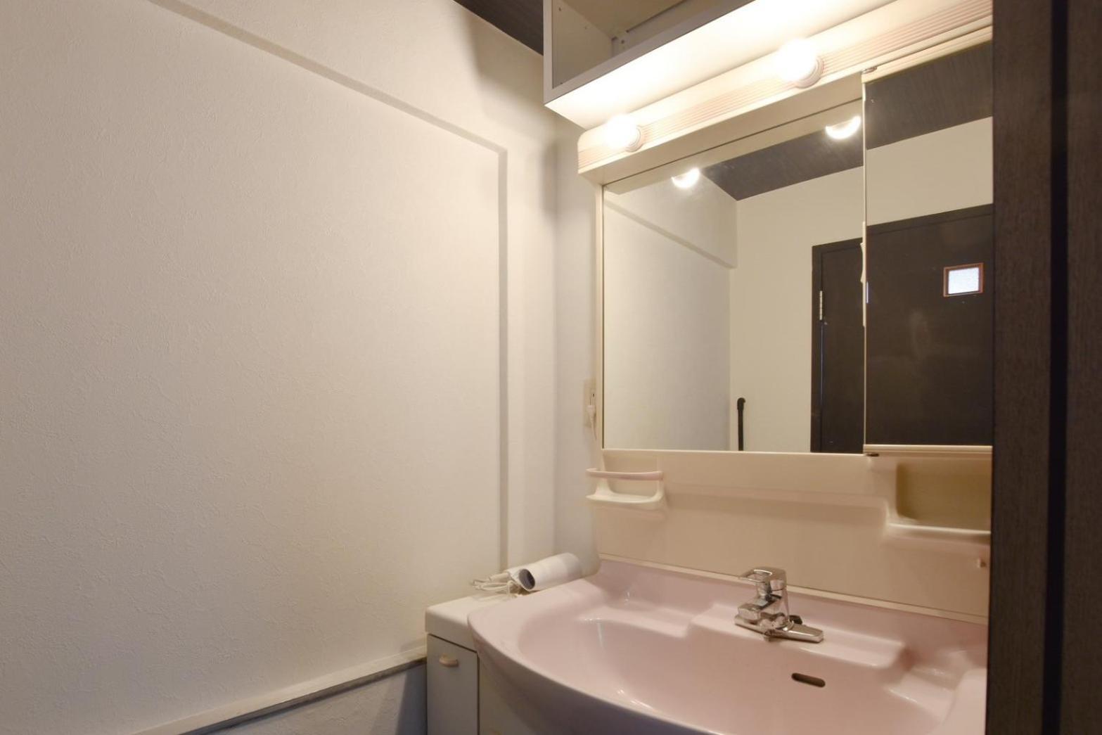 Apartamento 岡田ビル5階 *